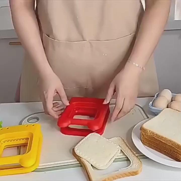 Sandwich Cutter and Sealer, Serrated Design, Makes Pocket Sandwiches Cookie Cutter